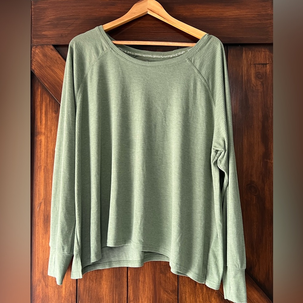 Muk‎ lucks Women's Green Long Sleeve Top Women’s 2X